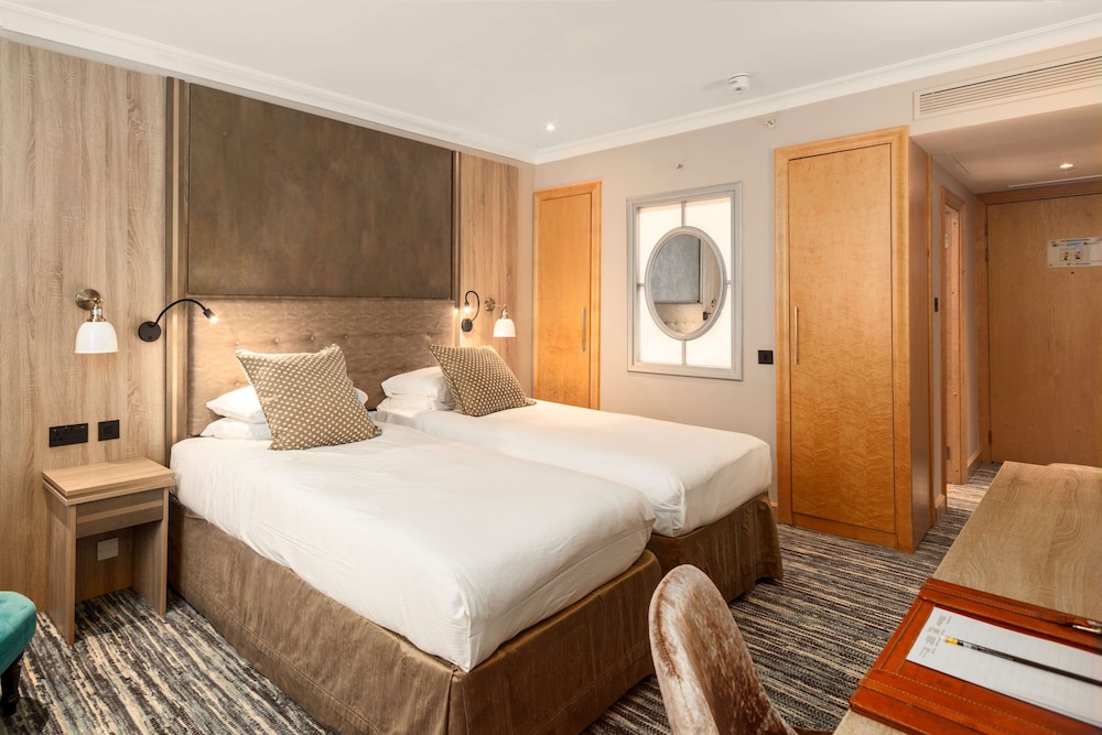 Courthouse Hotel London Soho 9