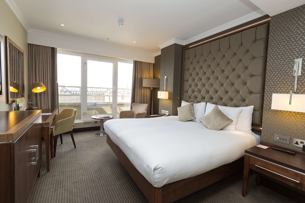 DoubleTree by Hilton Hotel London - Victoria 12