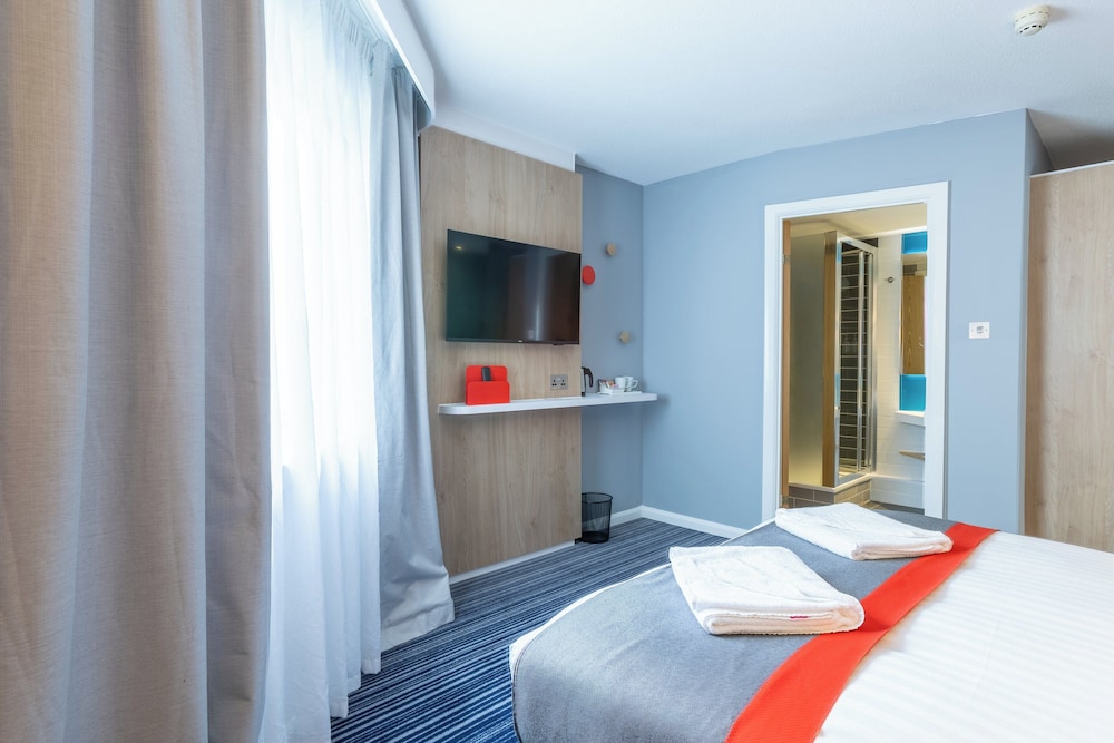 Holiday Inn Express London - Croydon 3