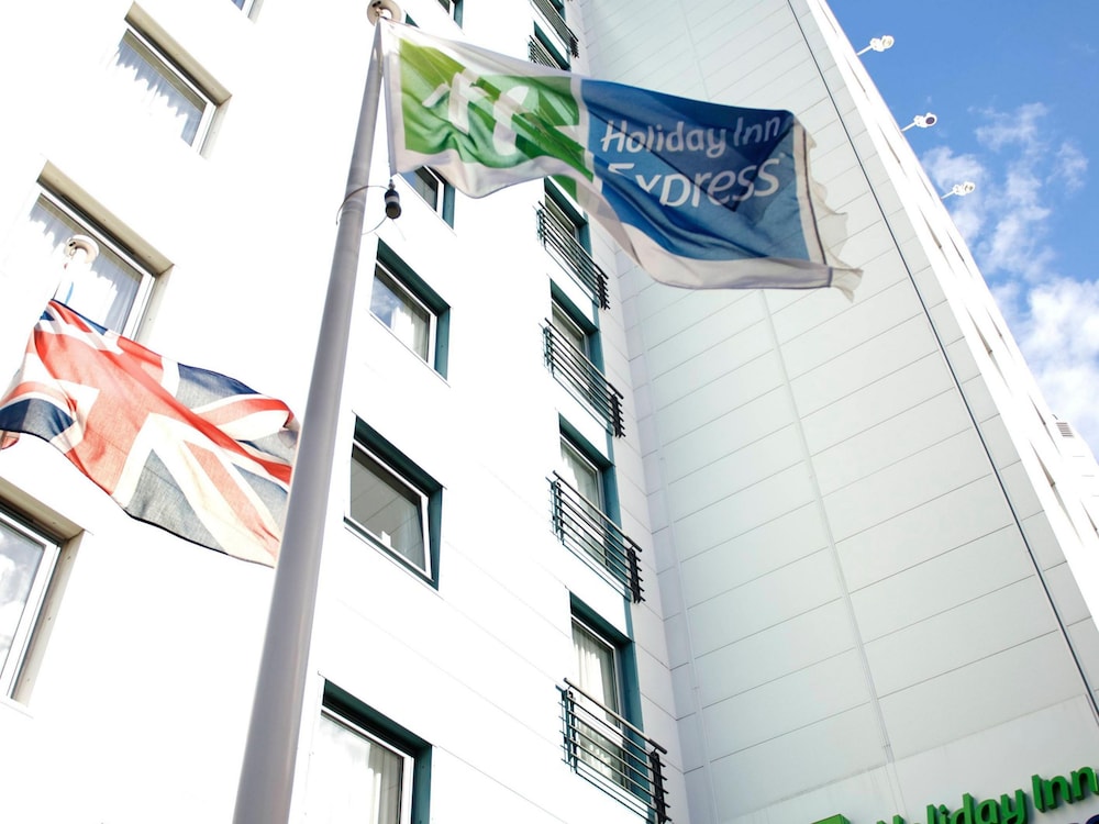 Holiday Inn Express London - Croydon 1