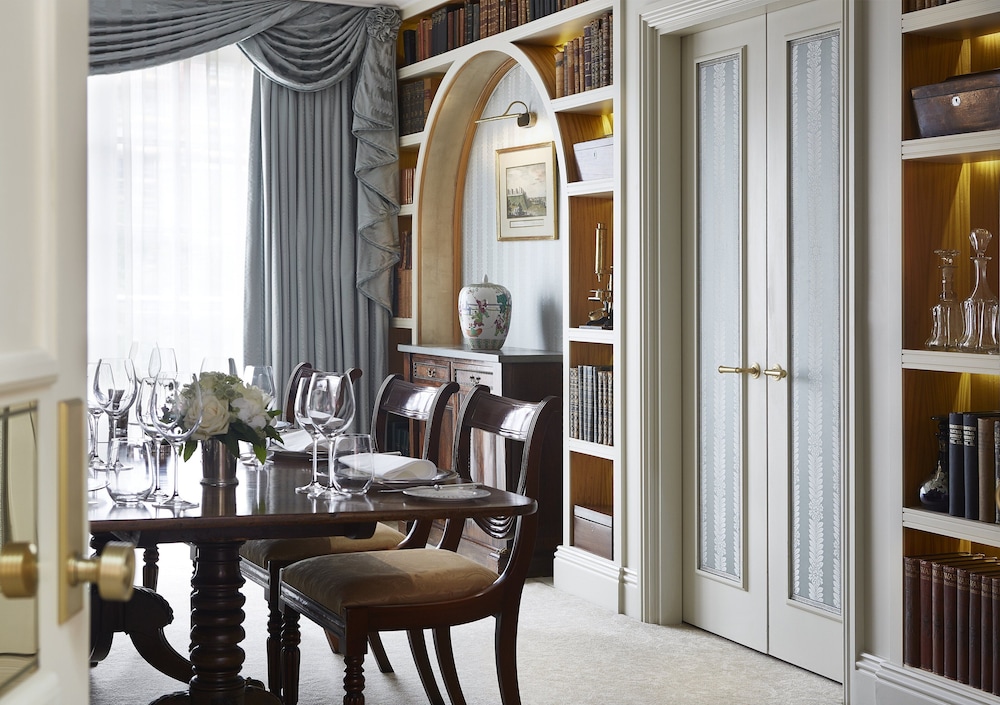The Goring 6