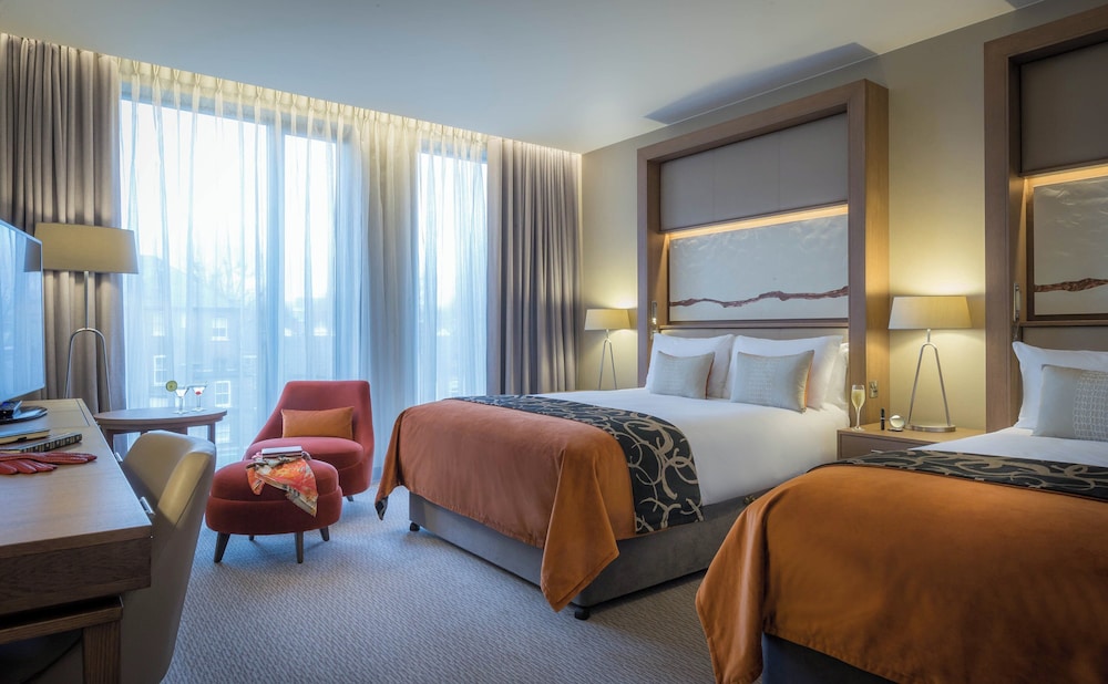 Clayton Hotel Chiswick 17