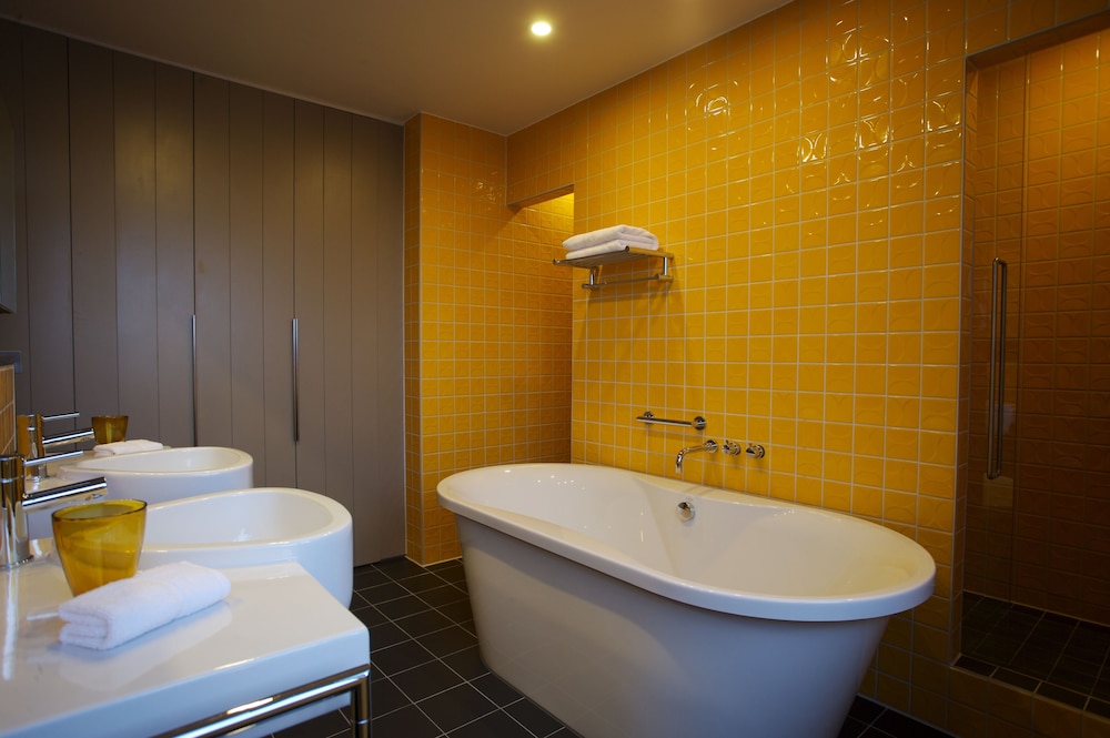 Clayton Hotel Chiswick 24