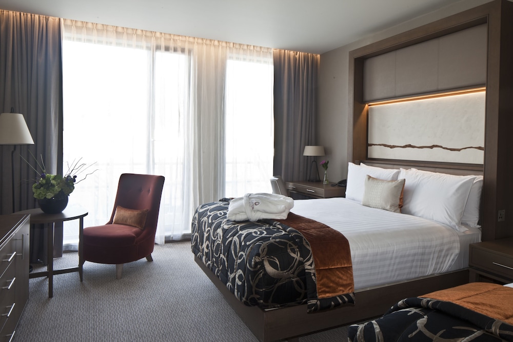 Clayton Hotel Chiswick 10