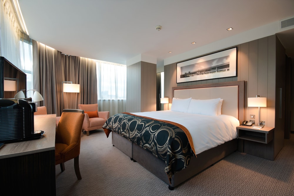 Clayton Hotel Chiswick 19