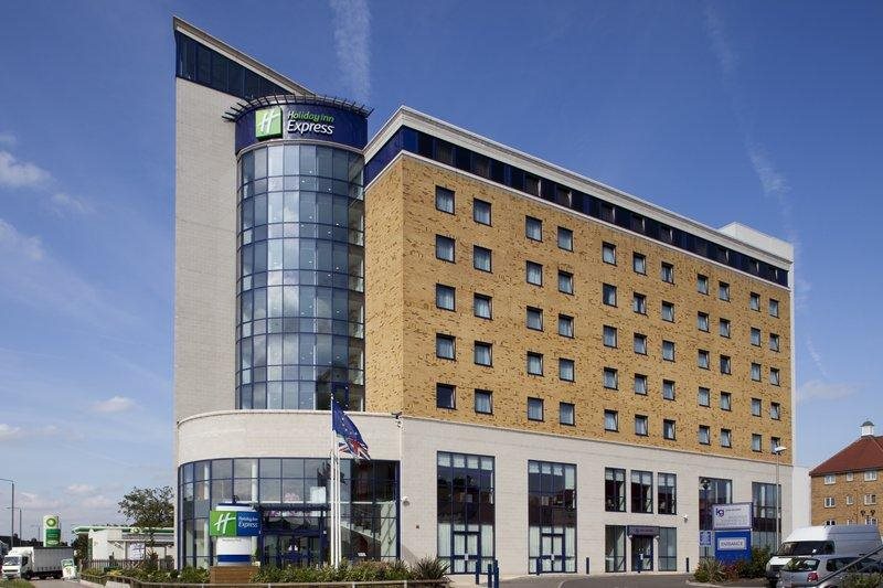 Premier Inn London Ilford Newbury Park Hotel 1