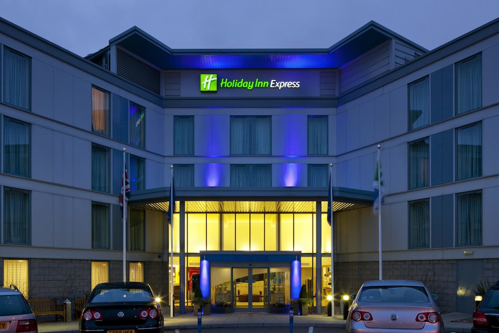 Holiday Inn Express London - Stansted Airport 1