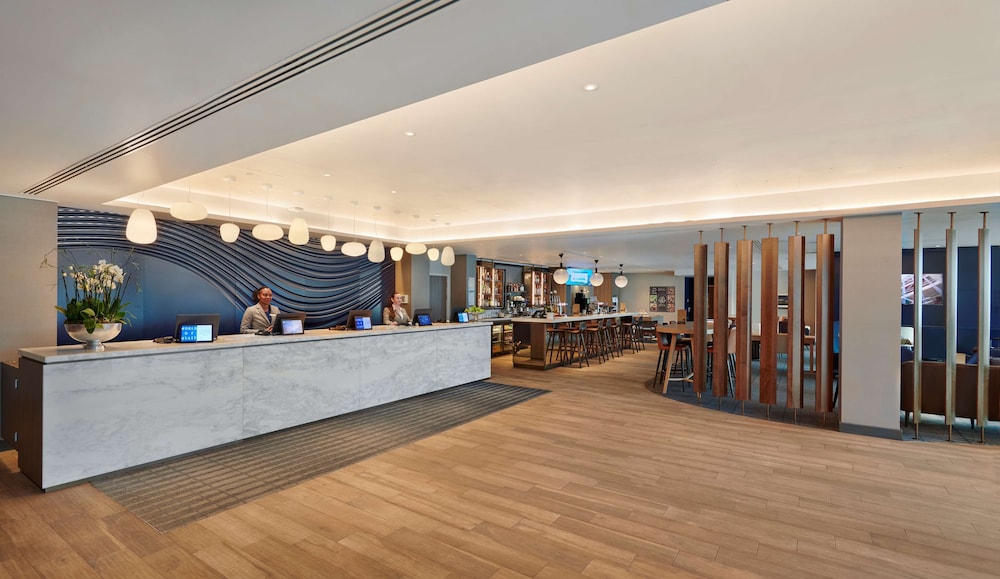 Hyatt Place London Heathrow Airport 9