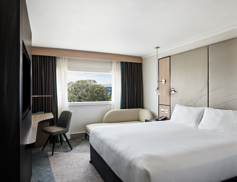 Hyatt Place London Heathrow Airport 23