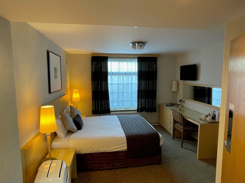 Best Western Welwyn Garden City Homestead Court Hotel 18