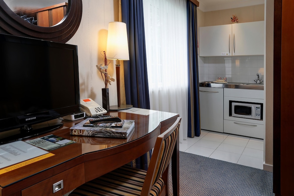 Best Western Welwyn Garden City Homestead Court Hotel 4