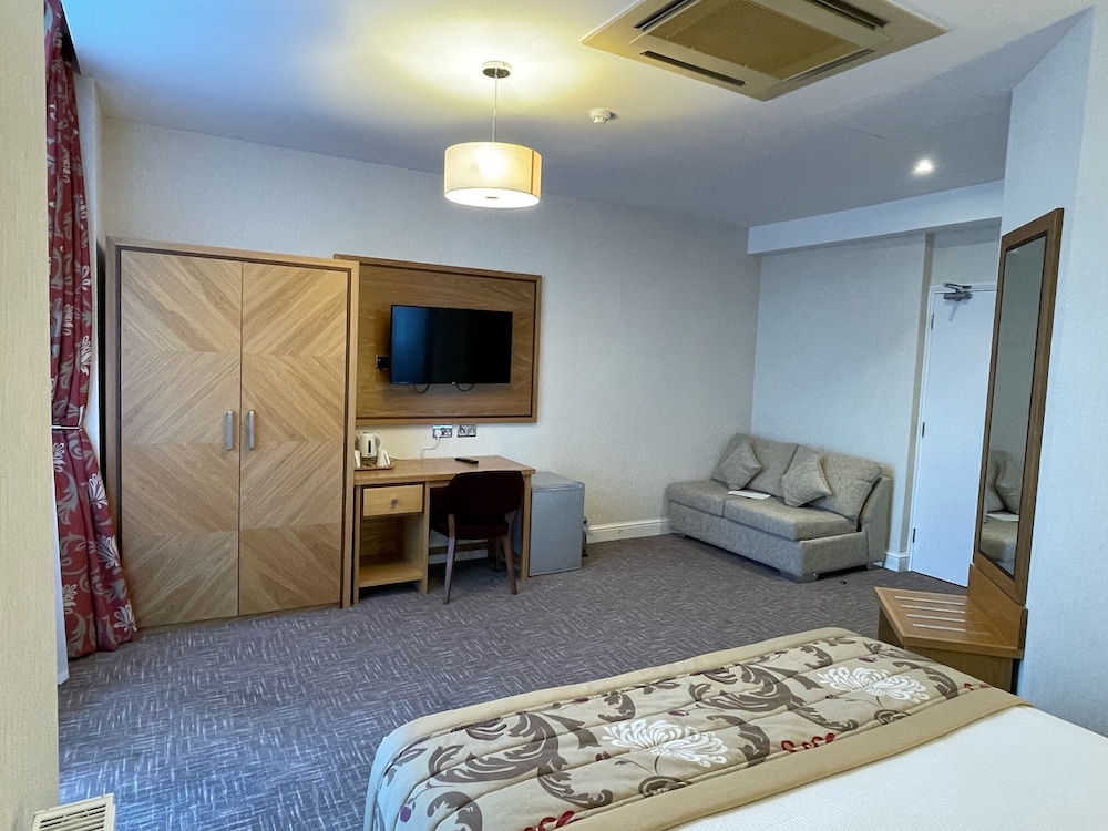 Best Western Welwyn Garden City Homestead Court Hotel 13