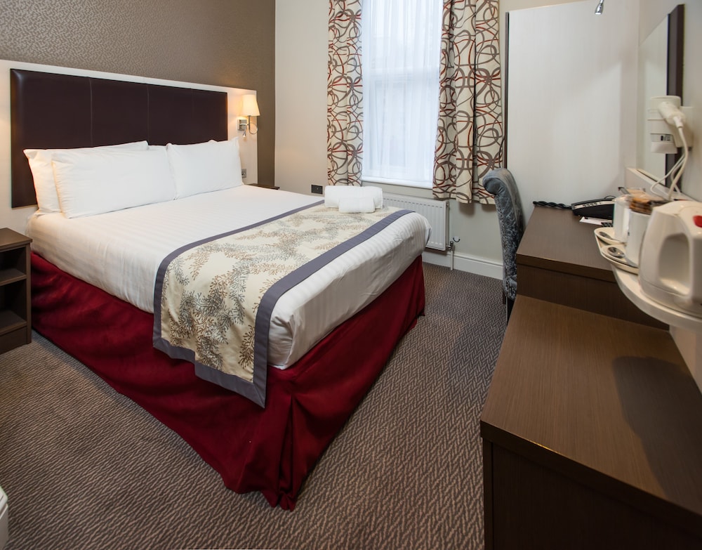 Spark by Hilton London Chiswick 12