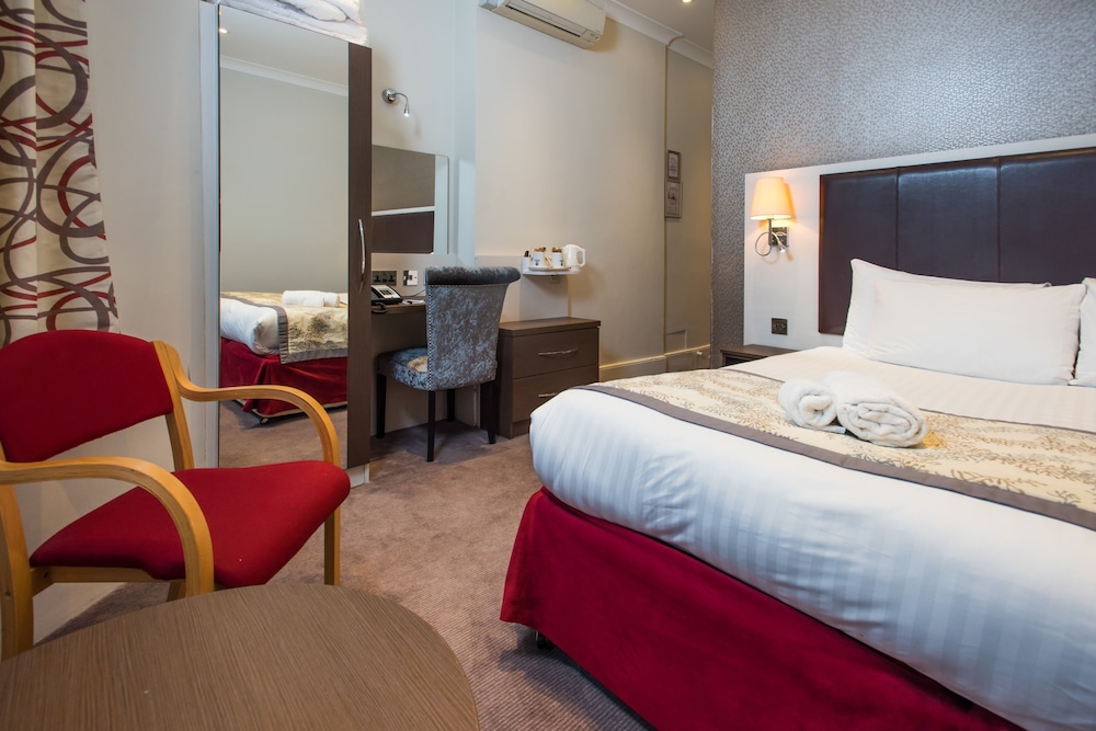 Spark by Hilton London Chiswick 22