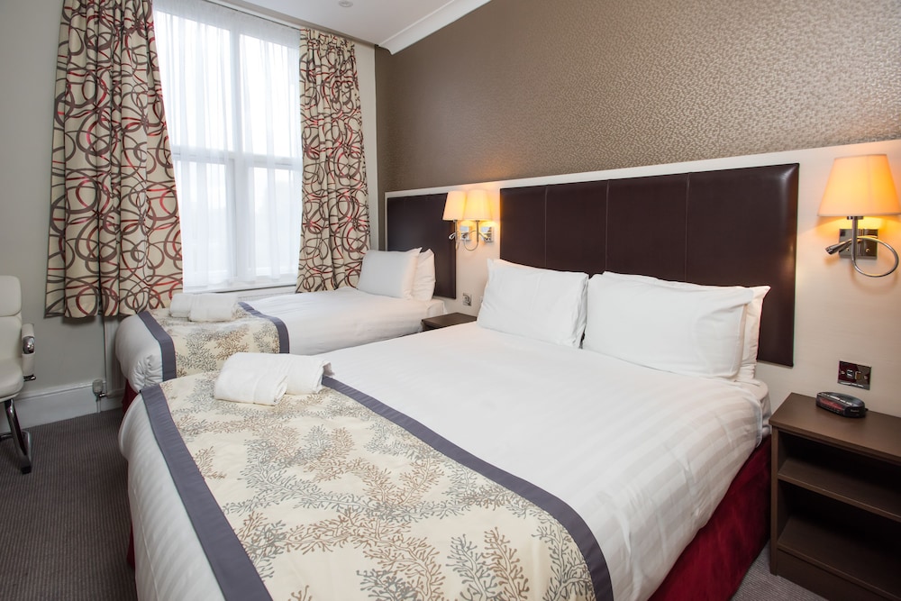 Spark by Hilton London Chiswick 13