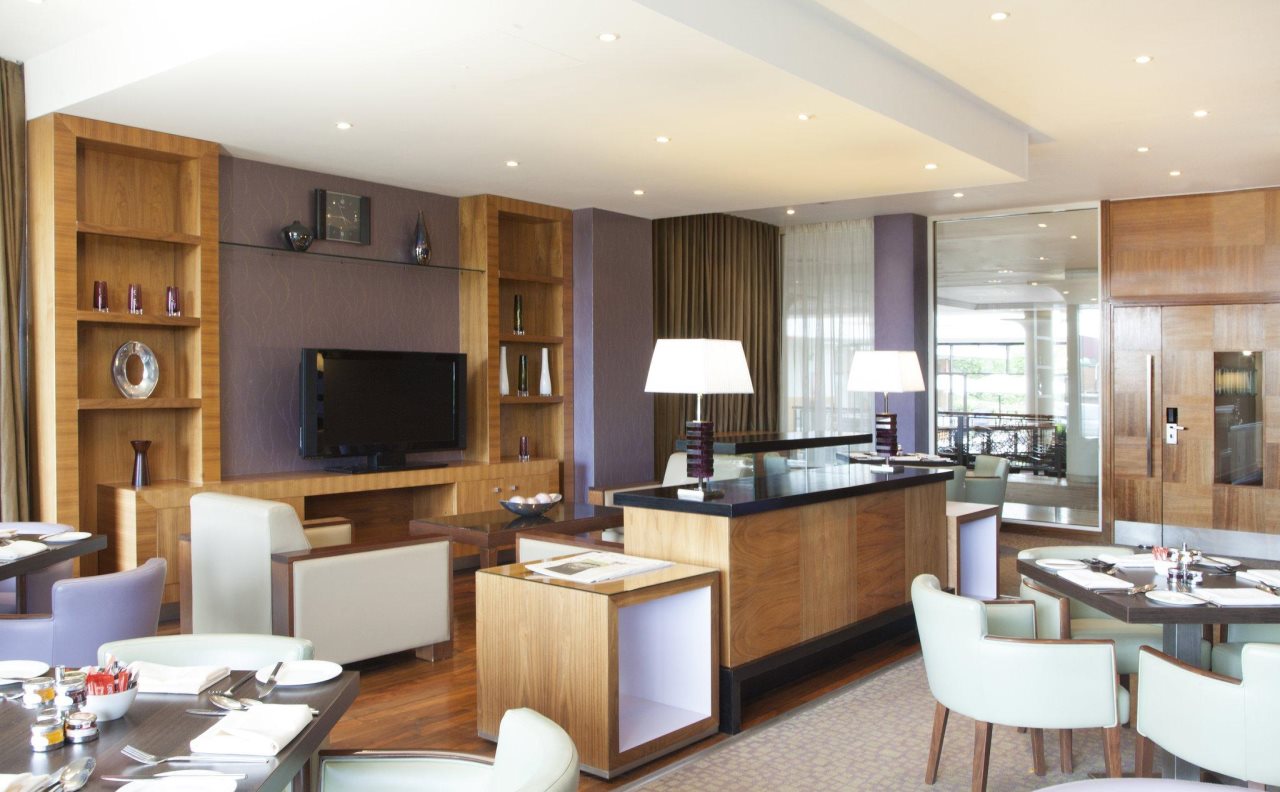 Village Hotel - Reading 16
