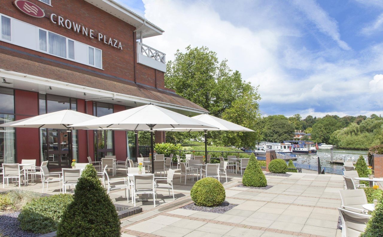 Village Hotel - Reading 17