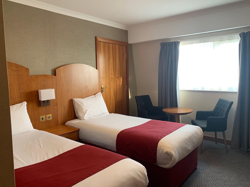 Savera Hotel South Ruislip 2