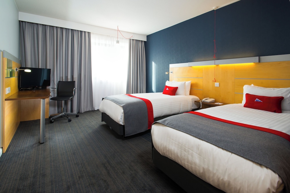 Holiday Inn Express Stevenage 5