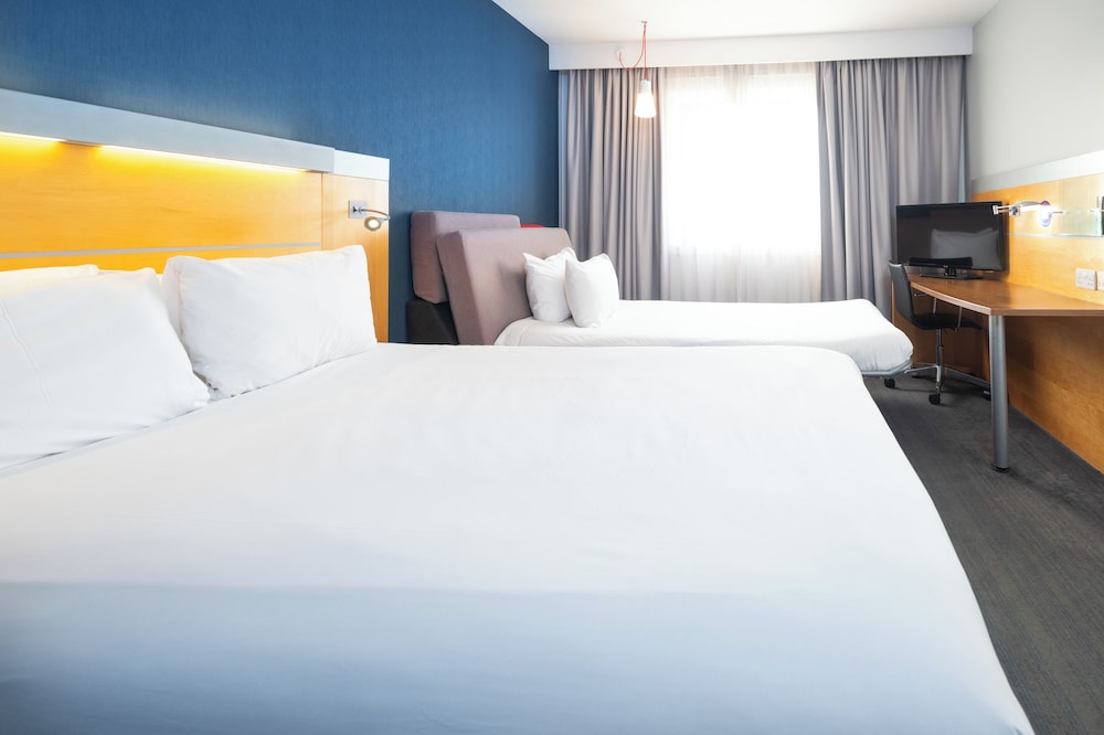 Holiday Inn Express Stevenage 15