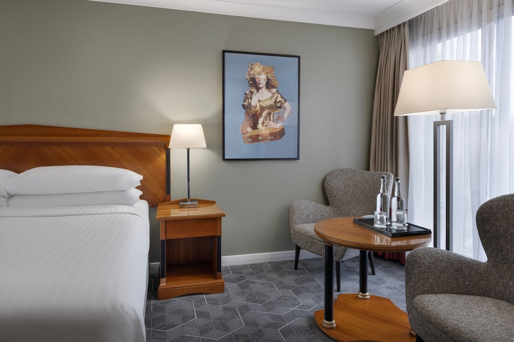 Delta Hotels Heathrow Windsor 14