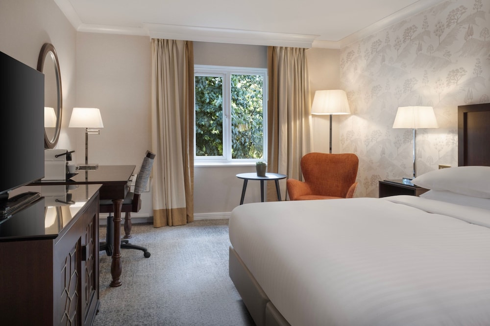 Delta Hotels Tudor Park Country Club 10