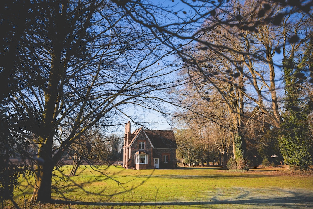 Oakley Hall Hotel 15