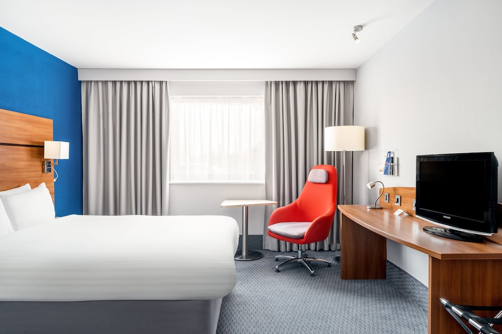 Holiday Inn Express Braintree 24