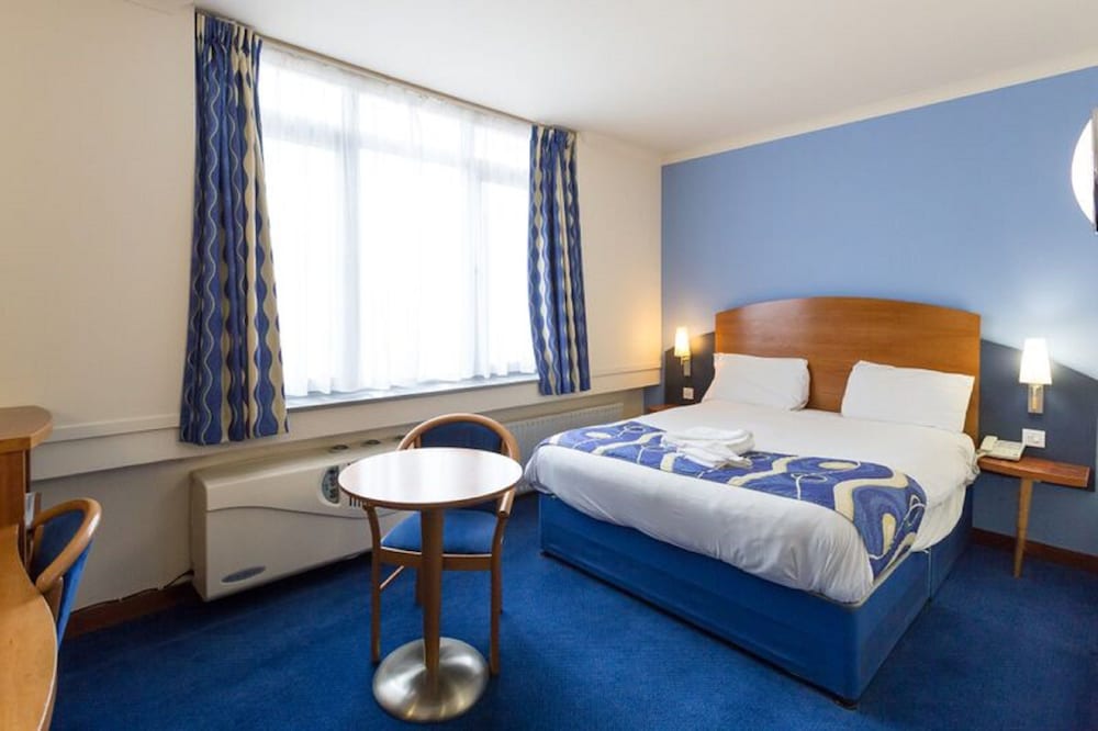 Wembley International Hotel 7