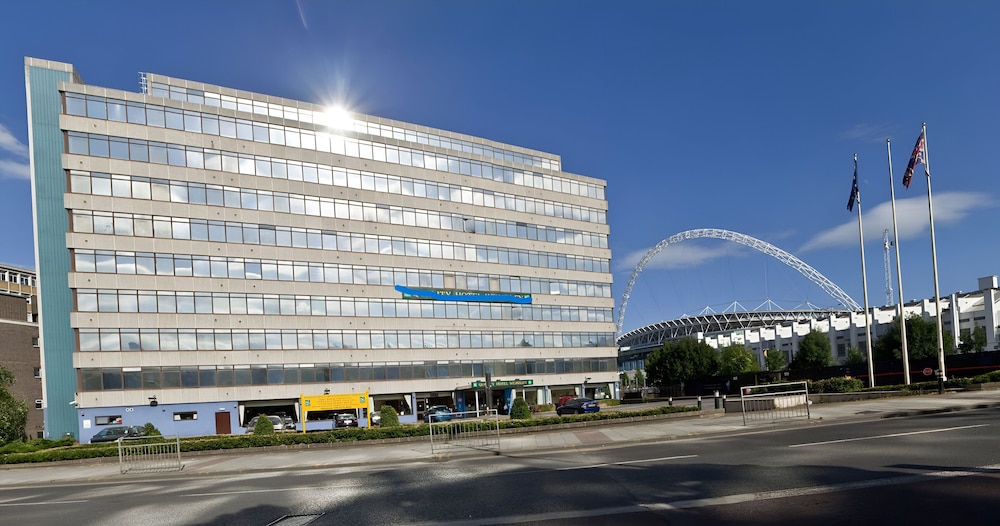 Wembley International Hotel 1