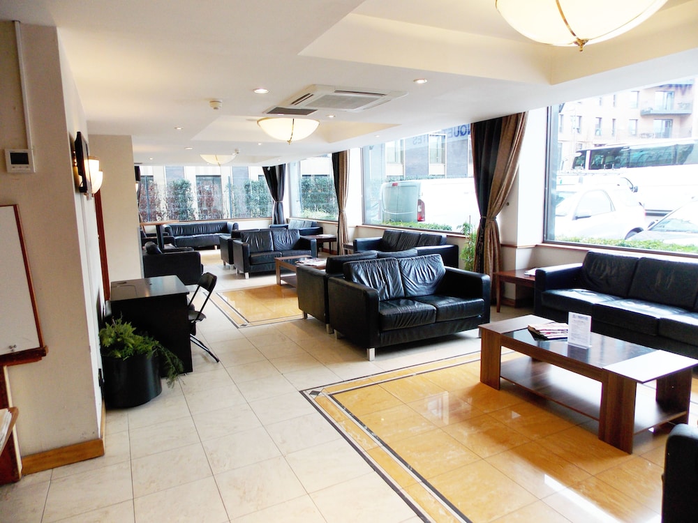 Wembley International Hotel 4