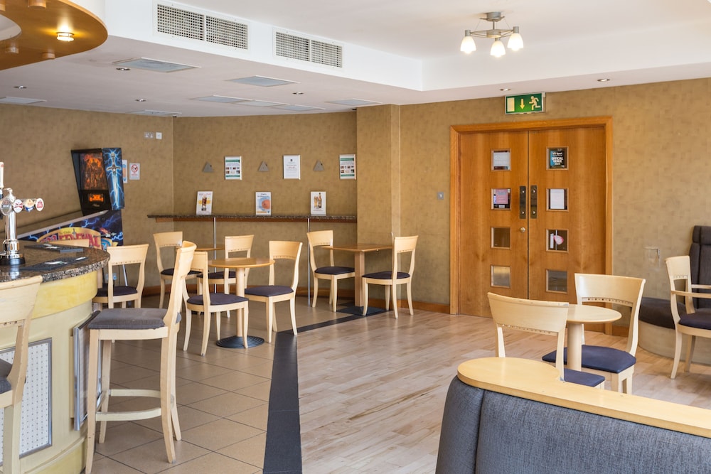 Wembley International Hotel 22