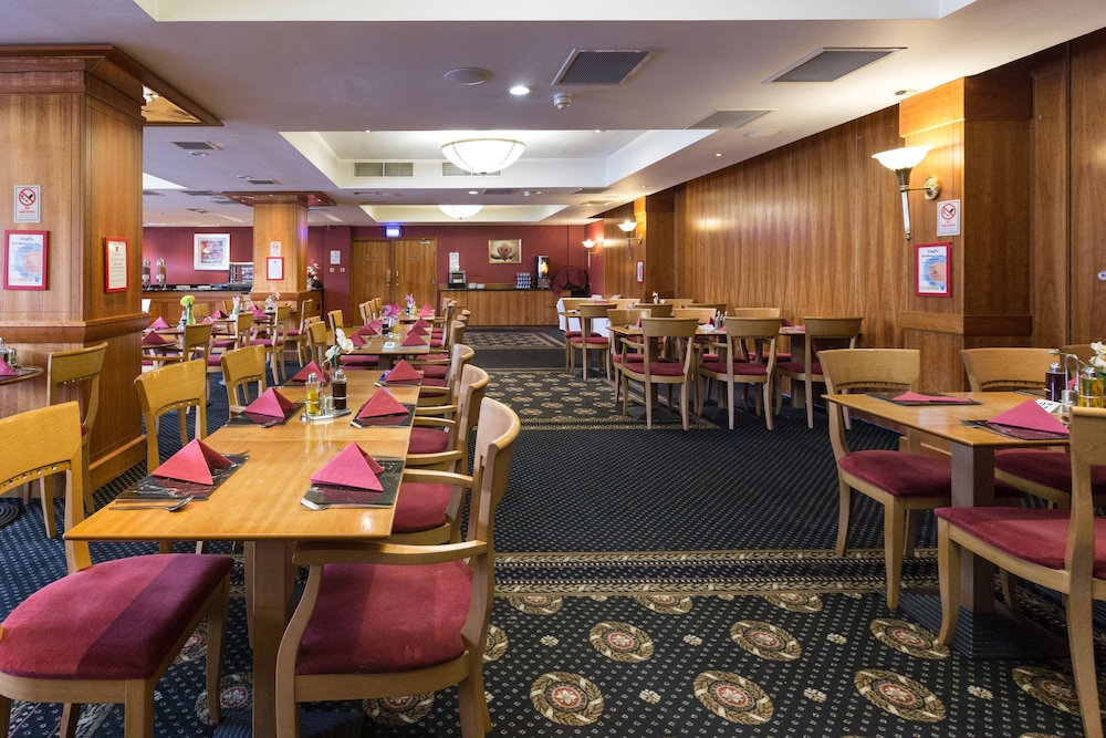 Wembley International Hotel 23