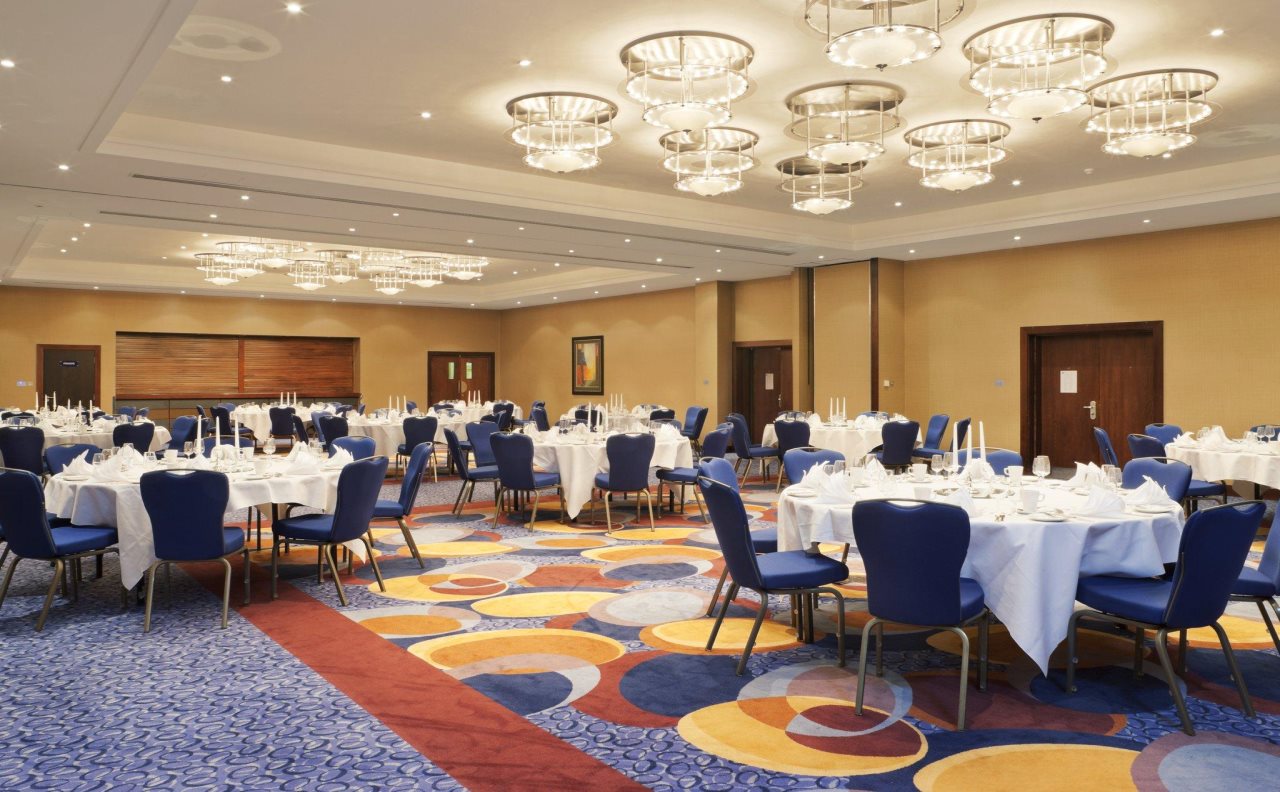 Crowne Plaza London - Gatwick Airport 10
