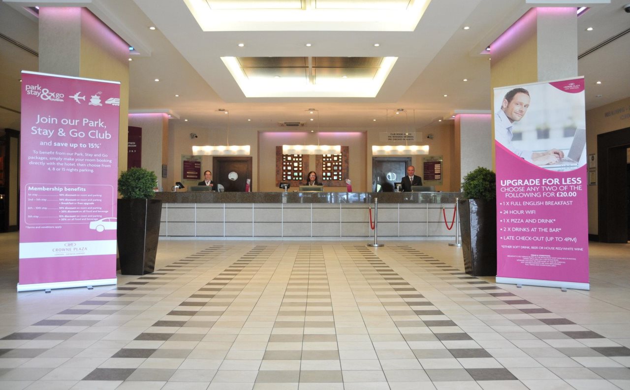 Crowne Plaza London - Gatwick Airport 21