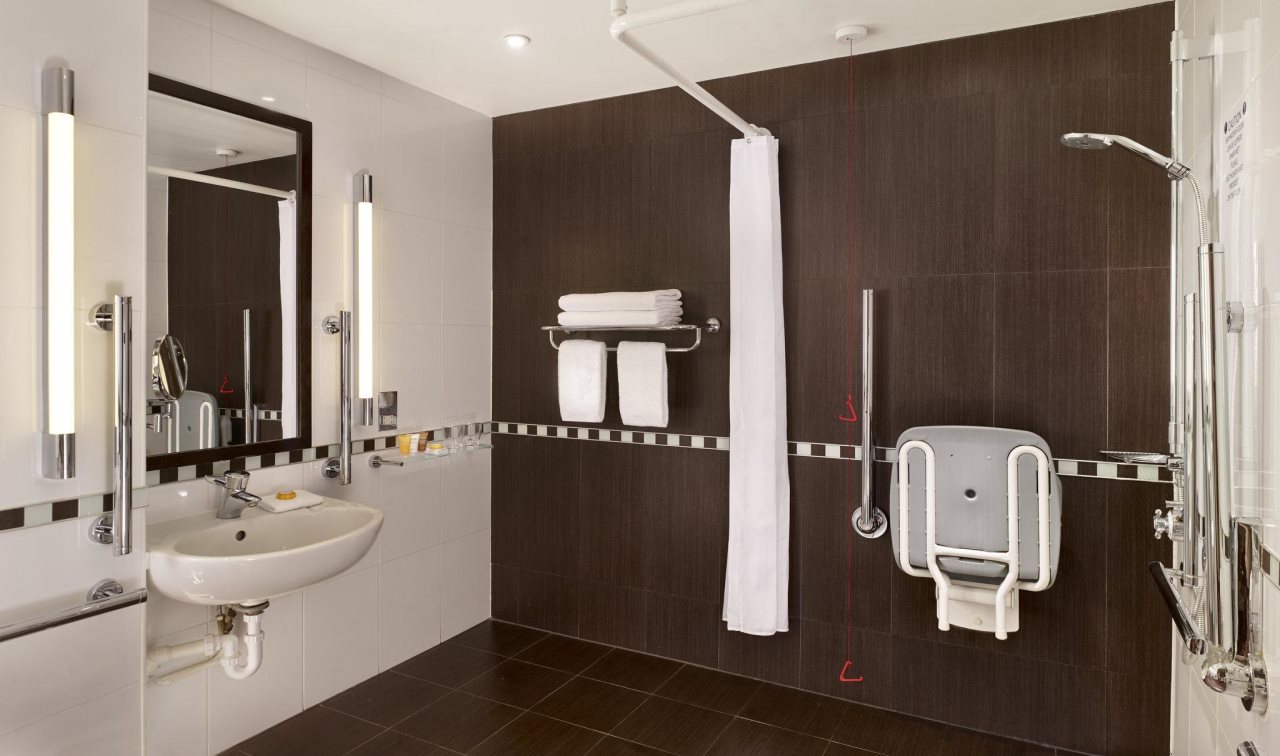 Crowne Plaza London - Gatwick Airport 6