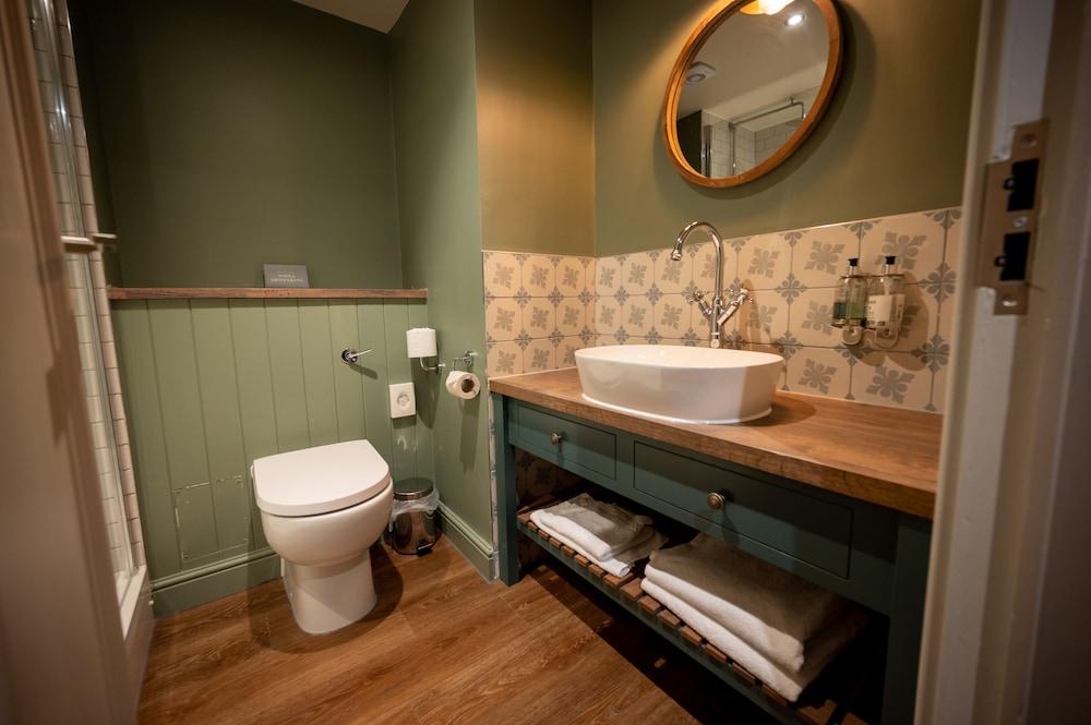 The Green Man, Harlow 16