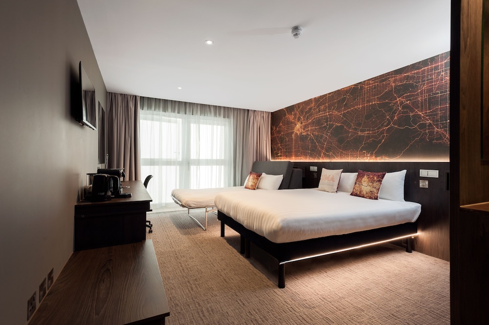 Heeton Concept Hotel - Luma Hammersmith London 8