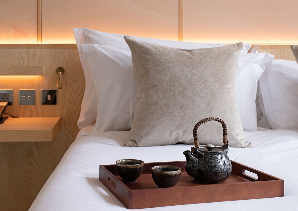 The Prince Akatoki London 18
