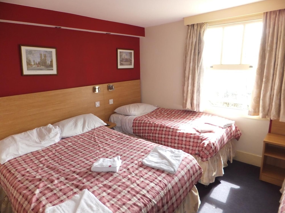 Carlton Hotel 19
