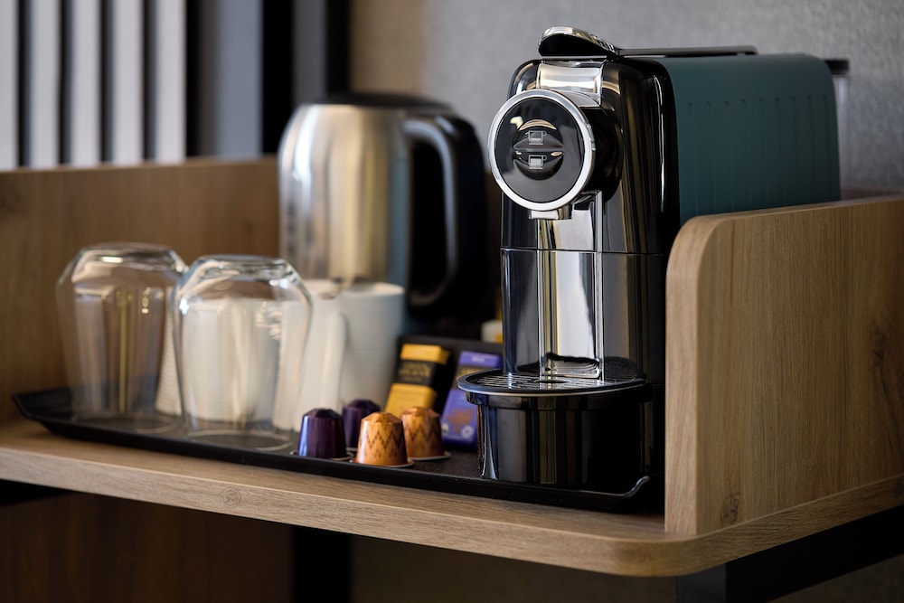 Premier Inn London Heathrow Airport Bath Road 20