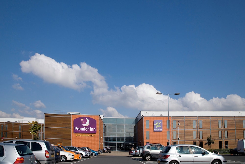 Premier Inn London Heathrow Airport Bath Road 1