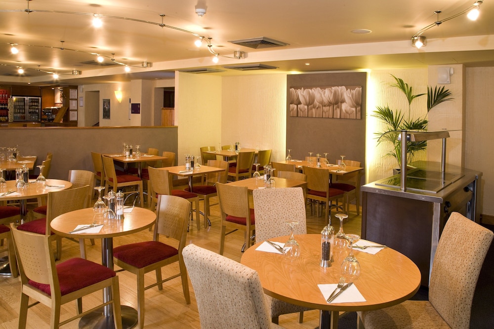 Premier Inn London Elstree / Borehamwood 10