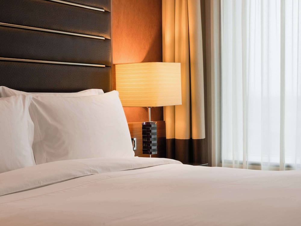 Sofitel London Heathrow 23