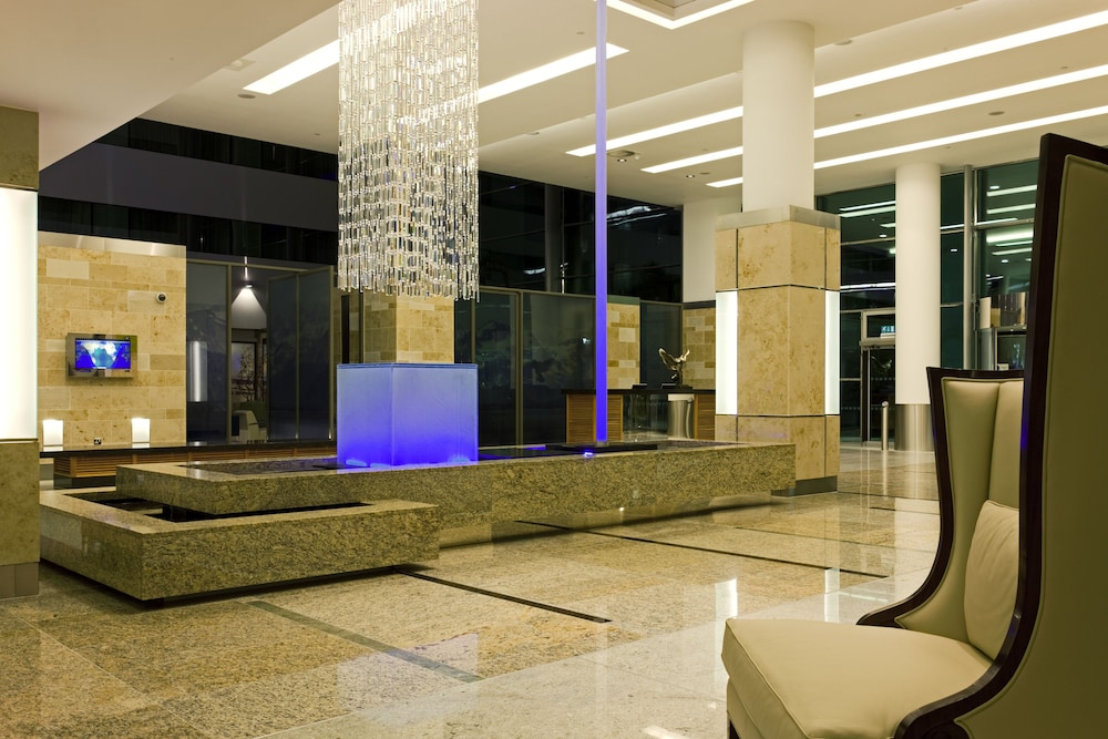 Sofitel London Heathrow 2