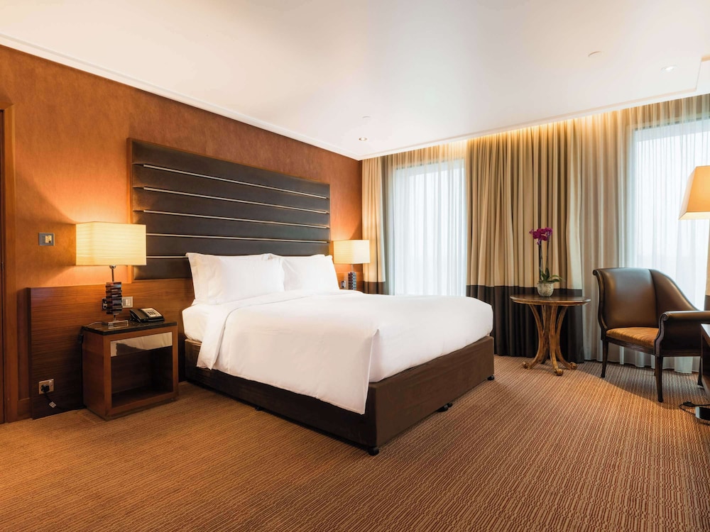 Sofitel London Heathrow 24