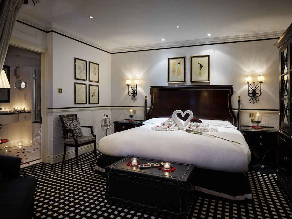 41 Hotel 7