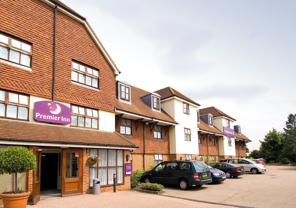 Premier Inn Gatwick Airport South London Road 10