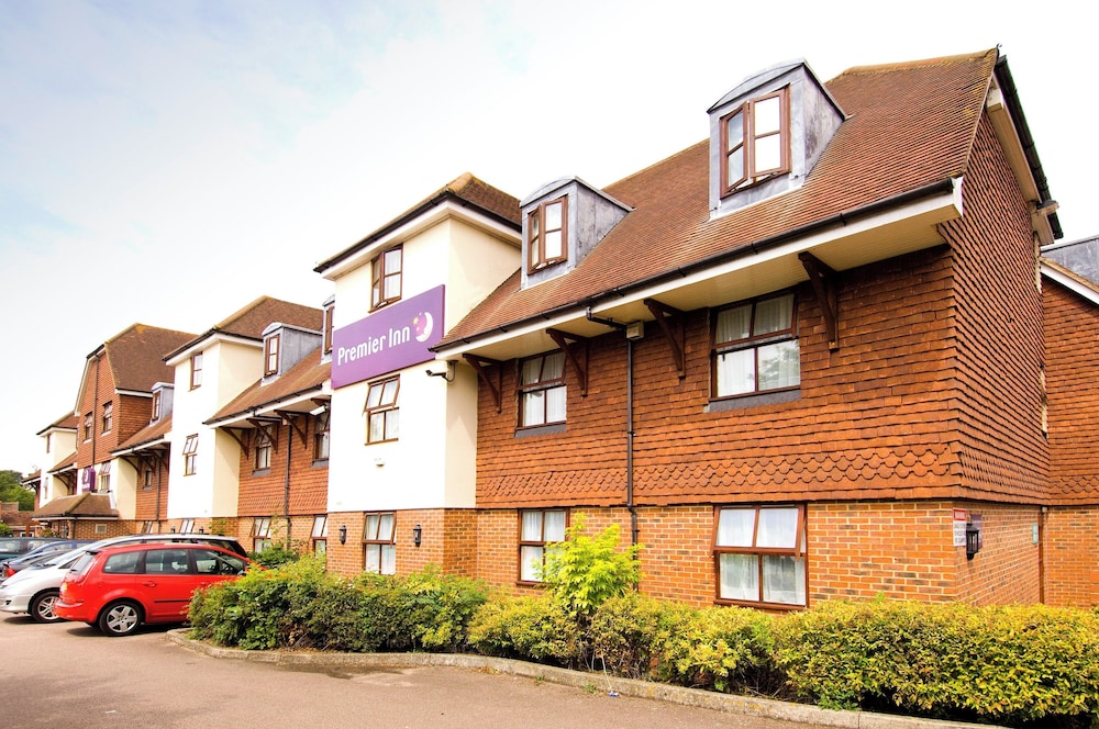 Premier Inn Gatwick Airport South London Road 1