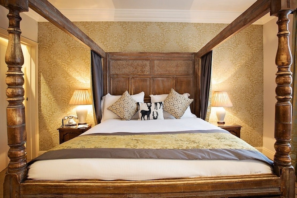 The White Hart Hotel 5